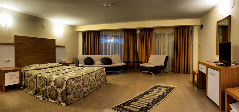 Omer Holiday Resort Kusadasi Luaran gambar