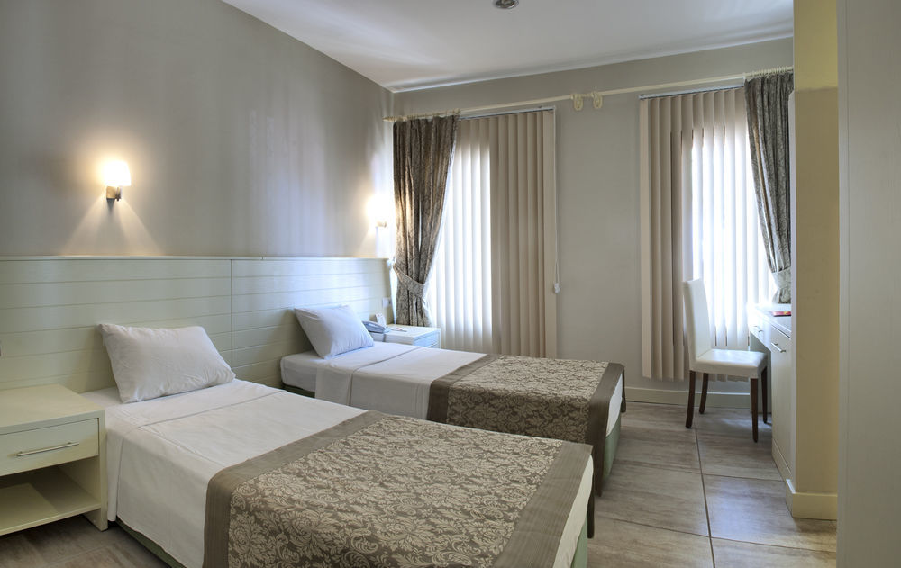 Omer Holiday Resort Kusadasi Luaran gambar