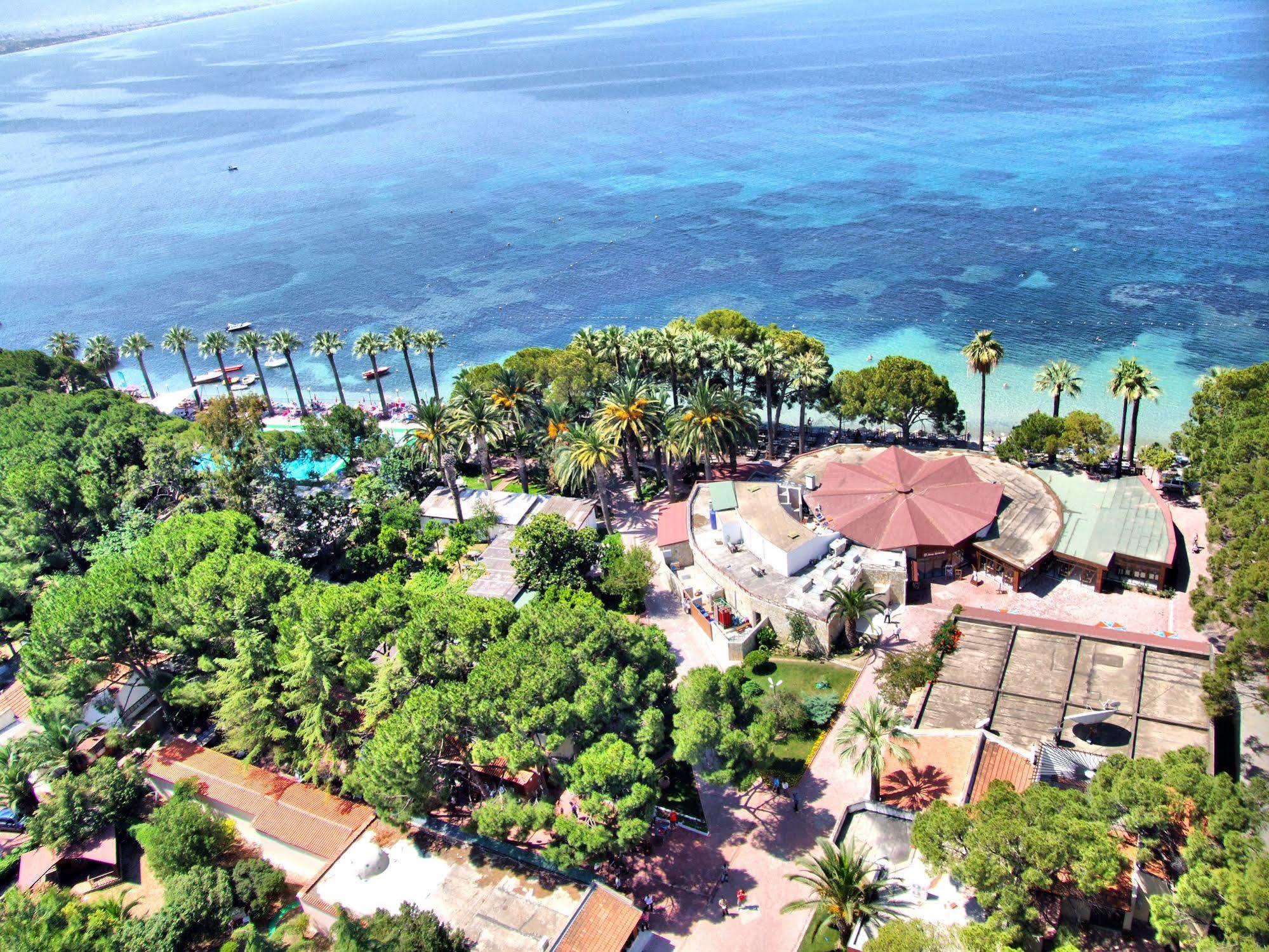 Omer Holiday Resort Kusadasi Luaran gambar