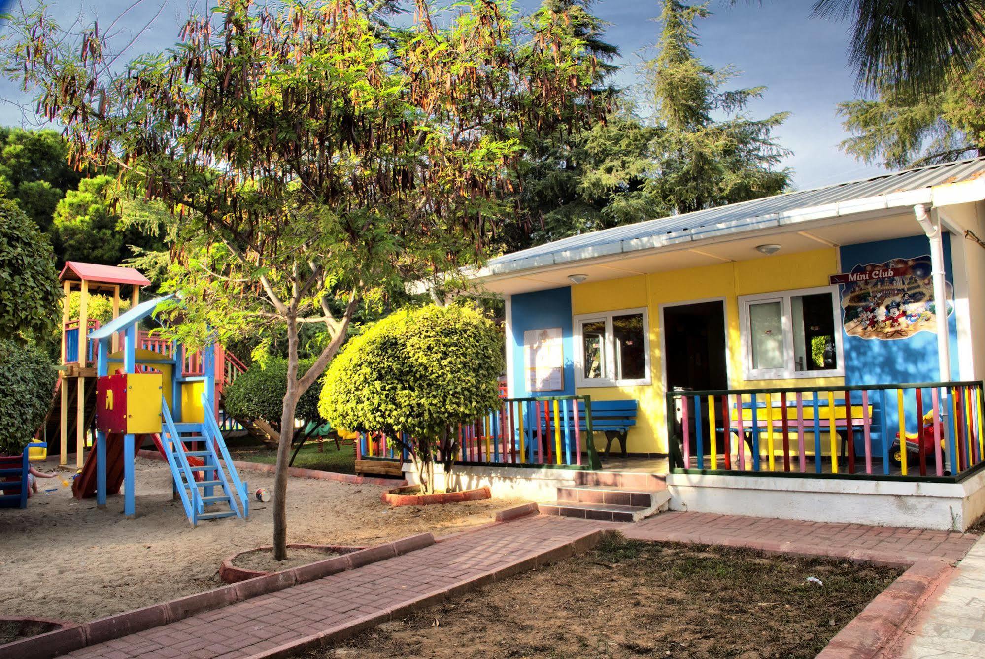Omer Holiday Resort Kusadasi Luaran gambar