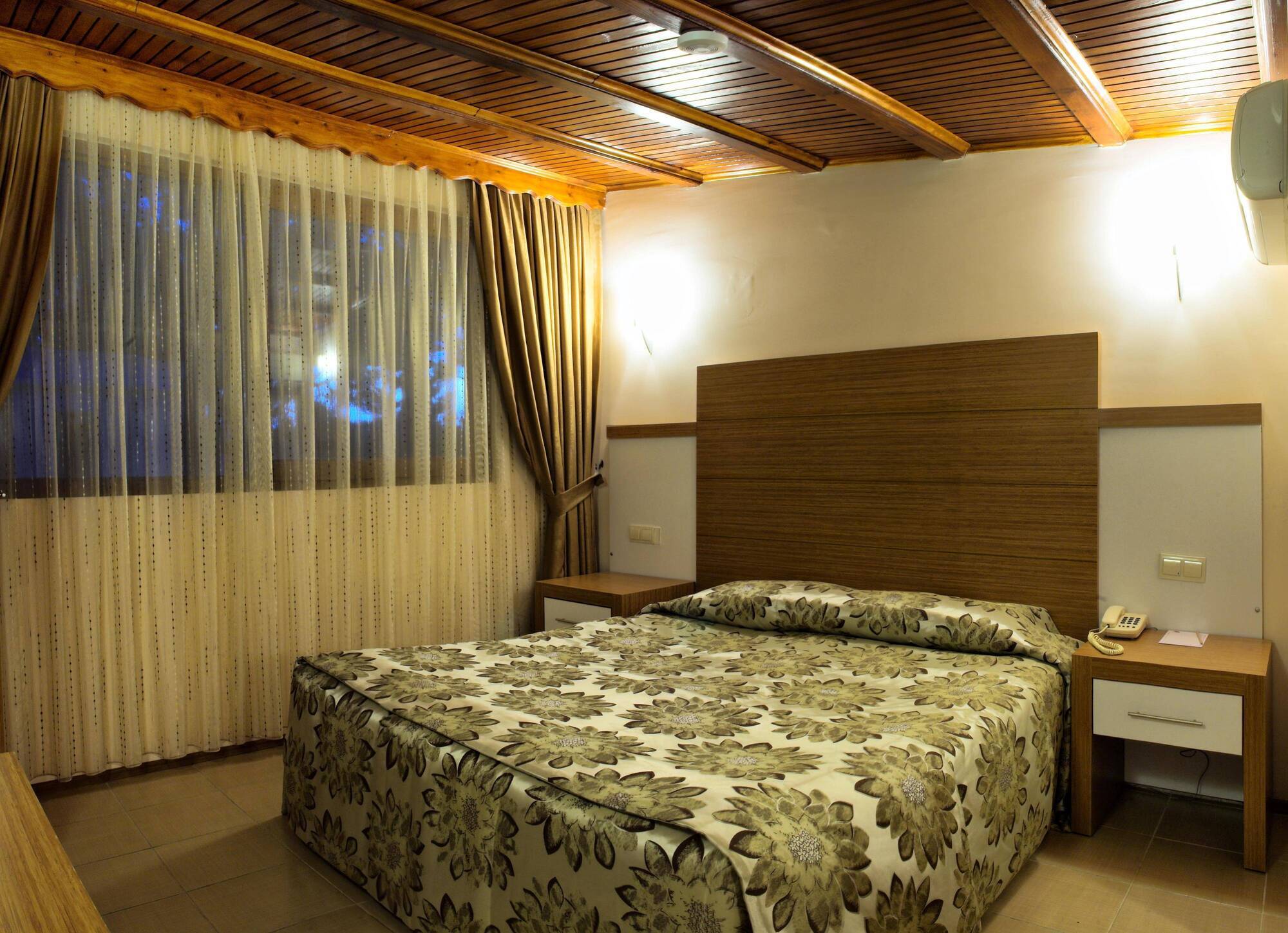 Omer Holiday Resort Kusadasi Luaran gambar